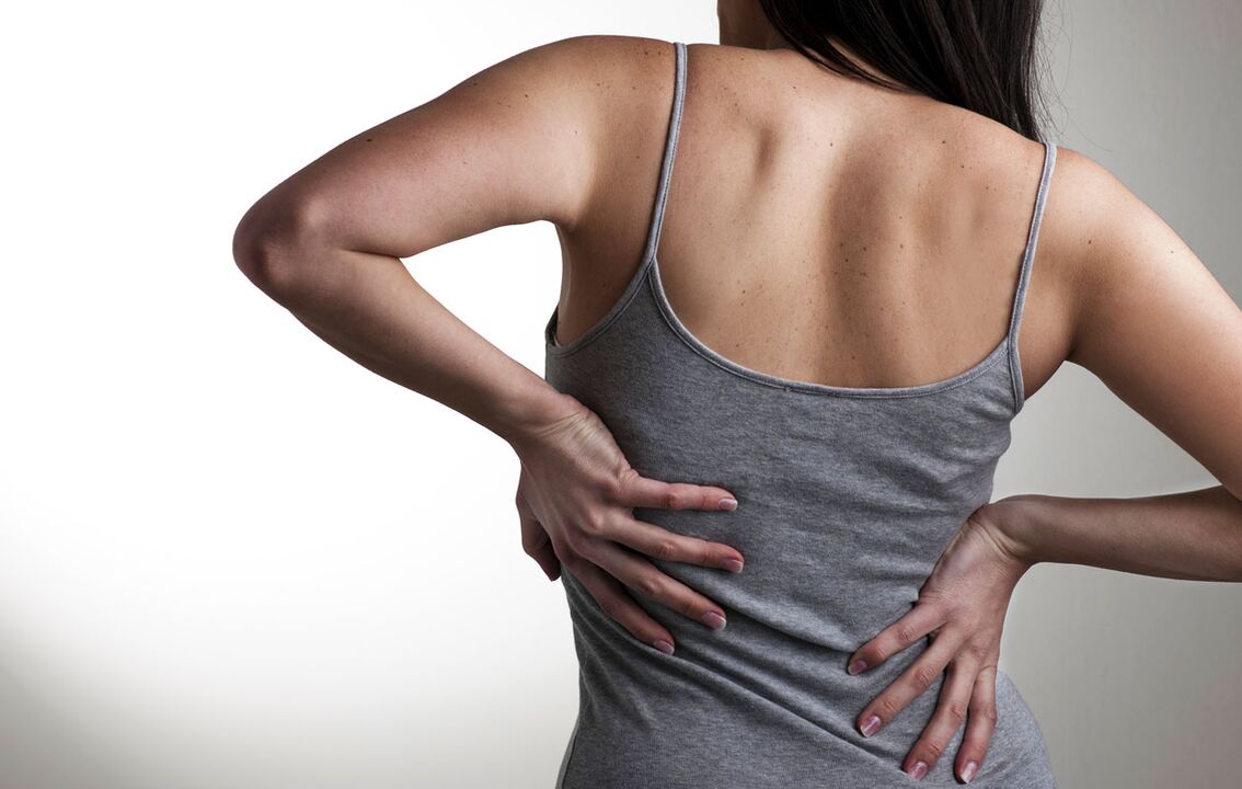 болки в гърба с гръдна остеохондроза снимка 1